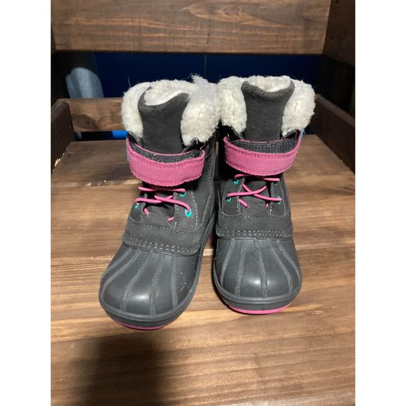 Size 11 Girls Pink and Gray Cat & Jack Snow Boots - Picture 4 of 5